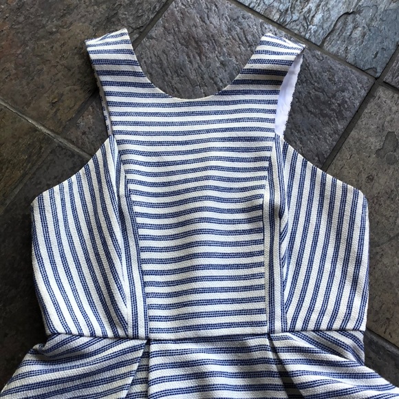 BCBG summer dress - Picture 2 of 4